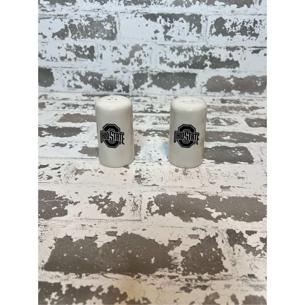 Ohio state buckeyes salt and pepper shakers